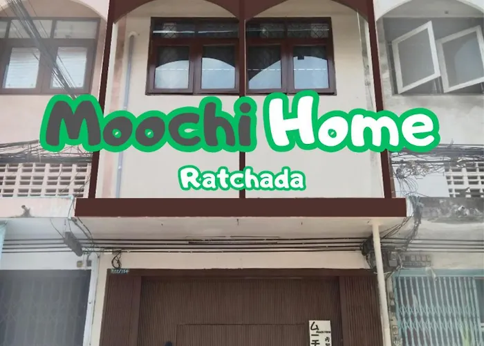 Moochi Ratchada Villa Bangkok